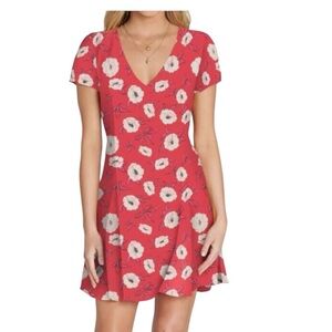 Billabong Mini Floral Dress short Sleeve Red White V-neck S